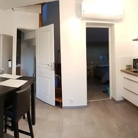 Mazet Ferienhaus *